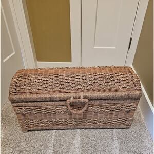 Rattan & Braided Rope Trunk